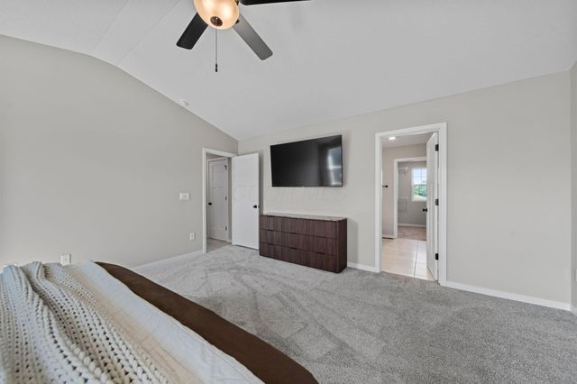 38 Chambers Bay Road, Commercial Point, OH 43116