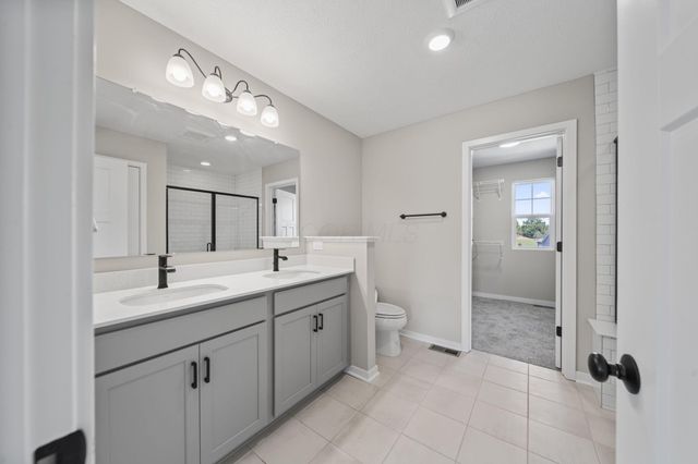 38 Chambers Bay Road, Commercial Point, OH 43116