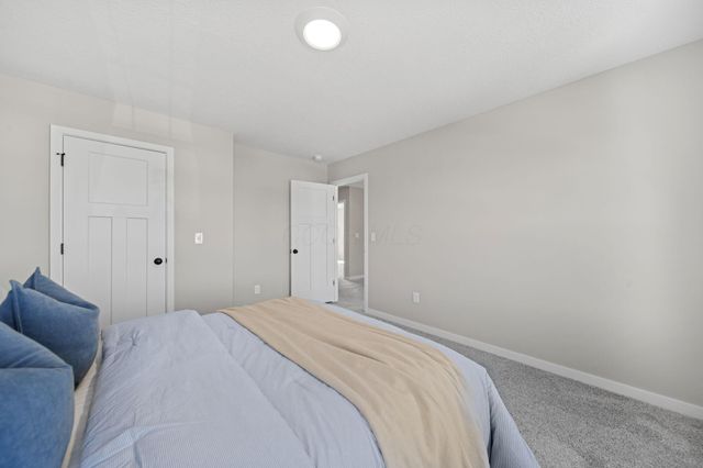 38 Chambers Bay Road, Commercial Point, OH 43116