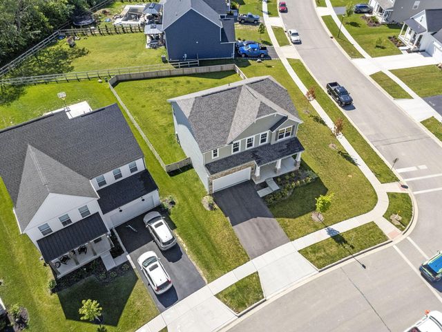 38 Chambers Bay Road, Commercial Point, OH 43116