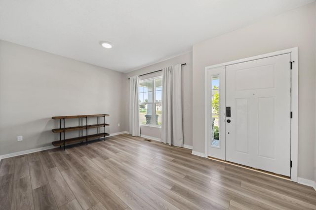 38 Chambers Bay Road, Commercial Point, OH 43116