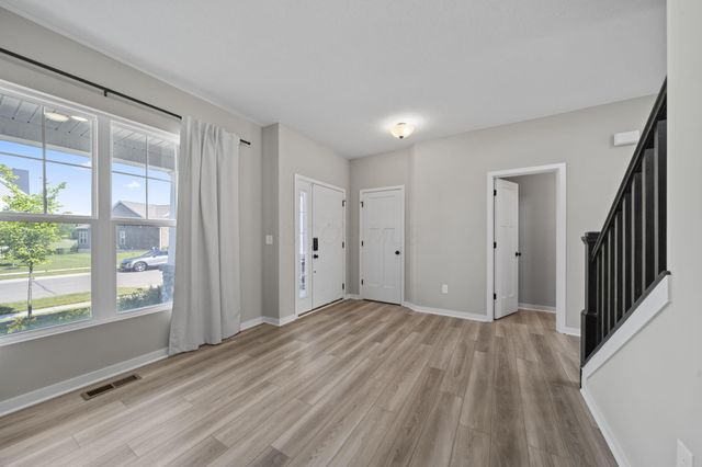 38 Chambers Bay Road, Commercial Point, OH 43116
