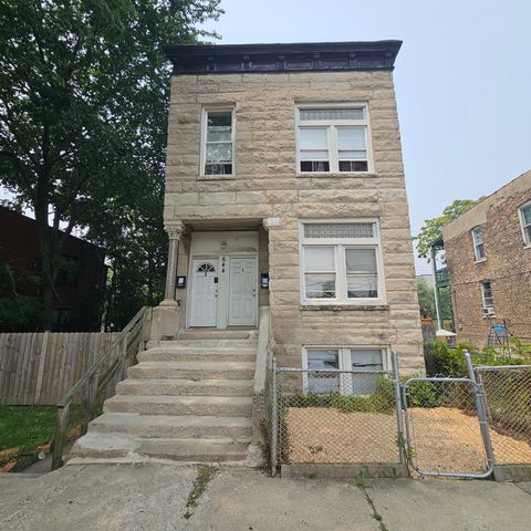 644 N Albany Avenue, Chicago, IL 60612