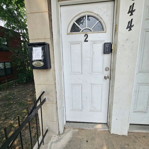 644 N Albany Avenue, Chicago, IL 60612