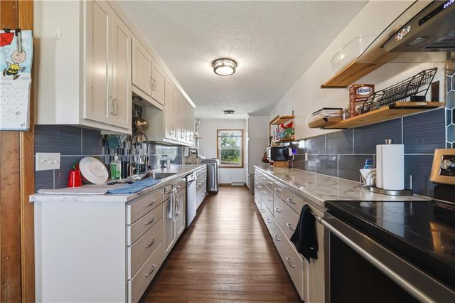 4457 Gillen Road, Odessa, MO 64076
