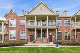 128 Sandy Lane, Walled Lake, MI 48390