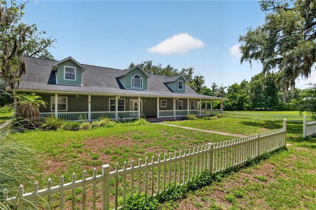 2039 SW STATE ROAD 26, Trenton, FL 32693