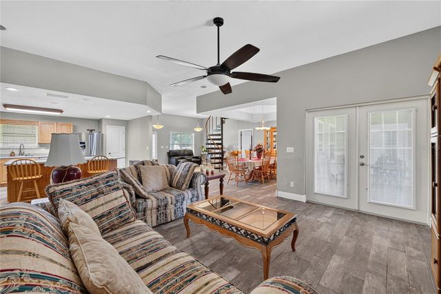 2039 SW STATE ROAD 26, Trenton, FL 32693