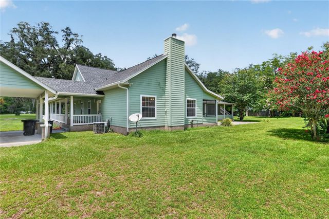 2039 SW STATE ROAD 26, Trenton, FL 32693