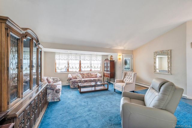 2566 Nelson Drive, Seaford, NY 11783