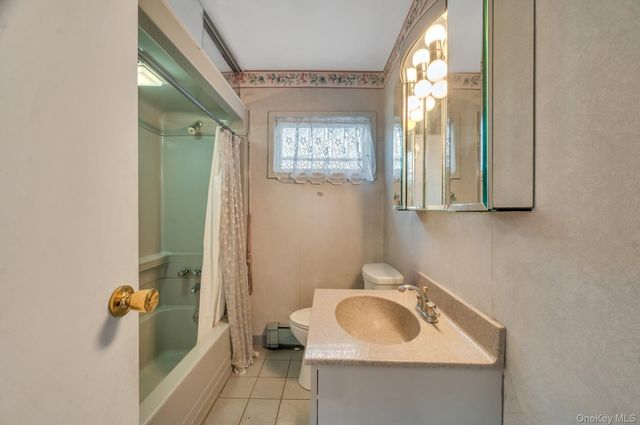 2566 Nelson Drive, Seaford, NY 11783