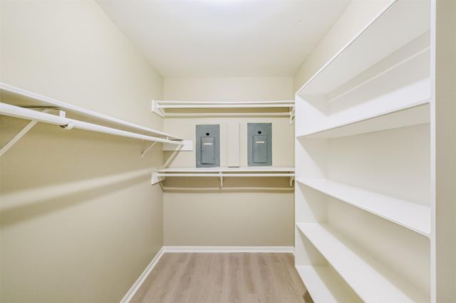 10727 Villa Lea Lane, Houston, TX 77071