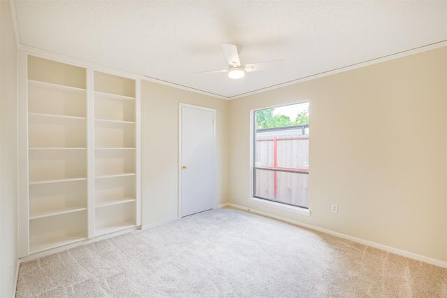 10727 Villa Lea Lane, Houston, TX 77071