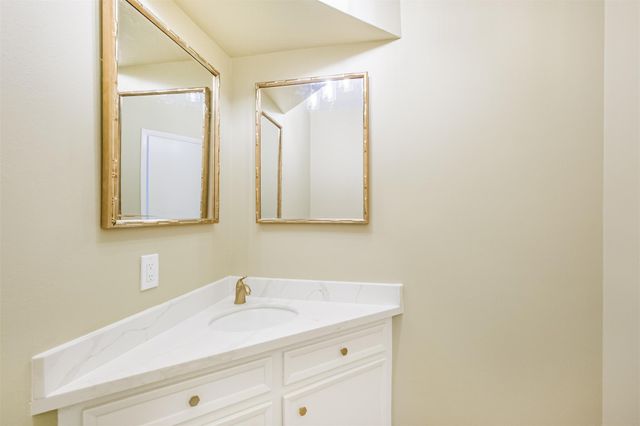 10727 Villa Lea Lane, Houston, TX 77071