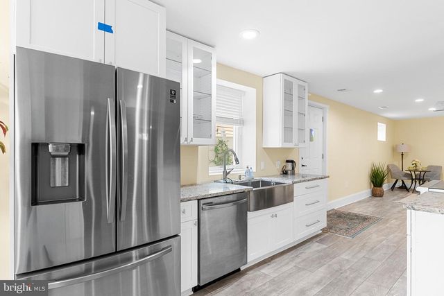 727 61ST AVE, Fairmount Heights, MD 20743