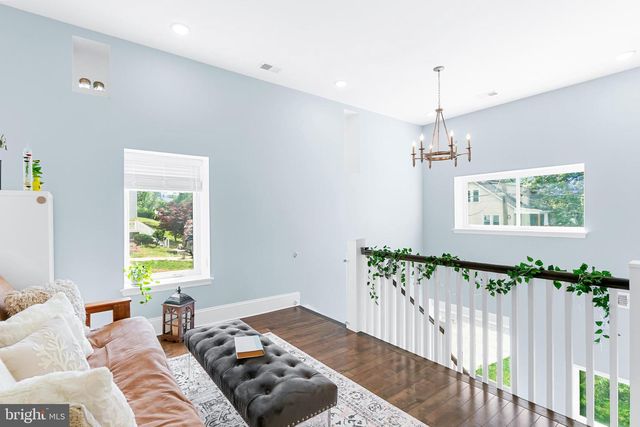 727 61ST AVE, Fairmount Heights, MD 20743