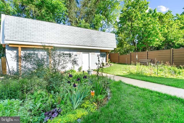 727 61ST AVE, Fairmount Heights, MD 20743