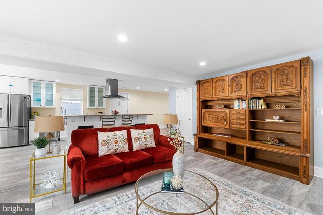 727 61ST AVE, Fairmount Heights, MD 20743