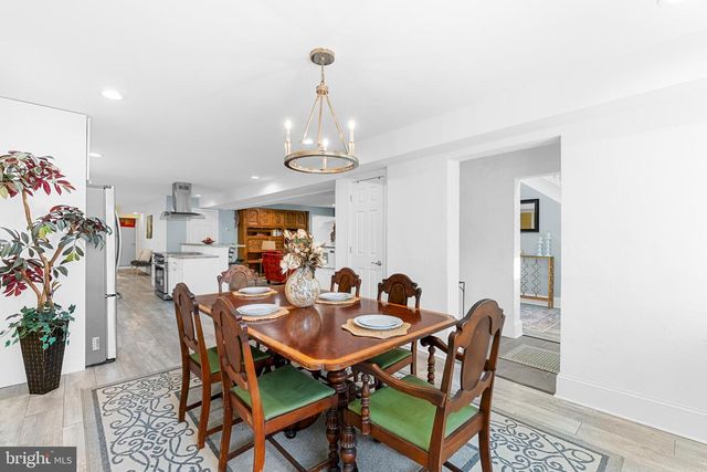 727 61ST AVE, Fairmount Heights, MD 20743