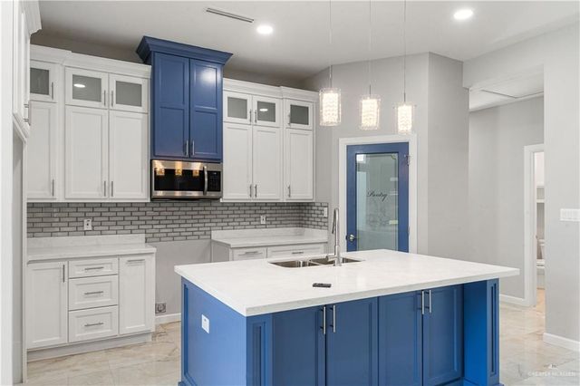 5201 N 42nd Street, Mcallen, TX 78504