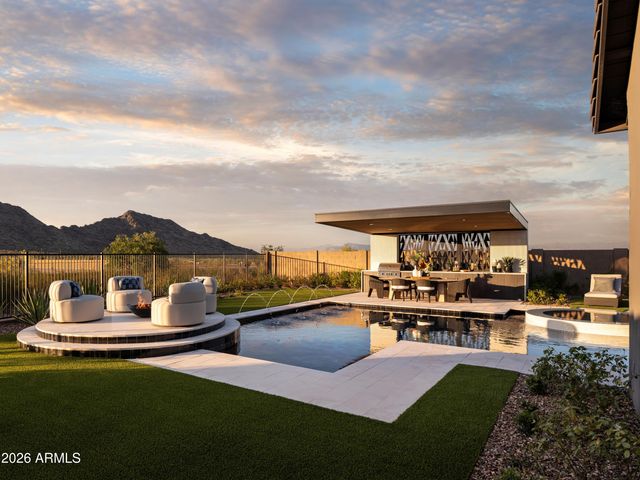 31410 N CROWN KING Lane, Queen Creek, AZ 85144