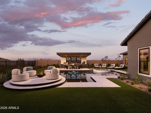 31410 N CROWN KING Lane, Queen Creek, AZ 85144