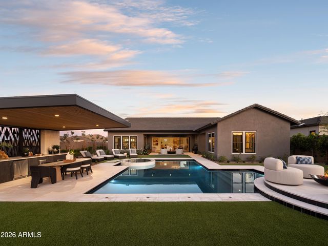 31410 N CROWN KING Lane, Queen Creek, AZ 85144