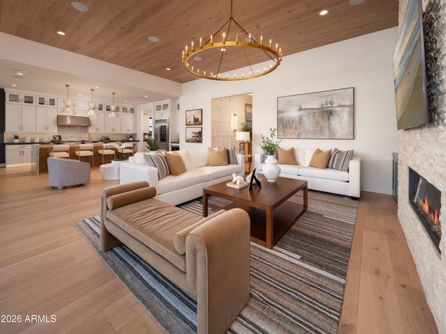 31410 N CROWN KING Lane, Queen Creek, AZ 85144