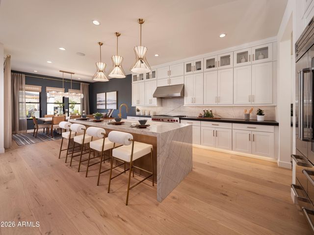 31410 N CROWN KING Lane, Queen Creek, AZ 85144