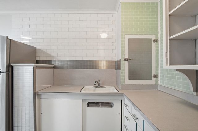 704 W 6th Ave, Spokane, WA 99204