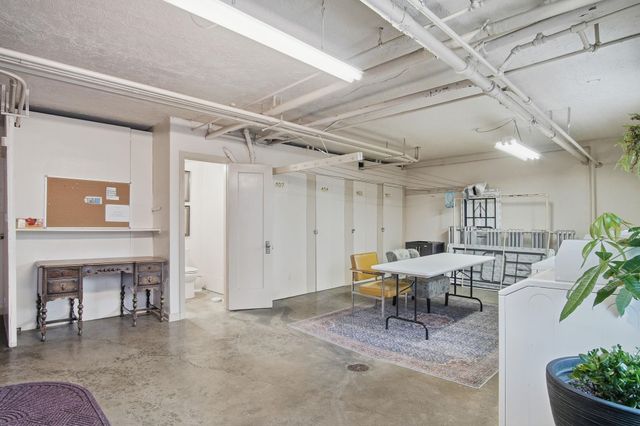 704 W 6th Ave, Spokane, WA 99204