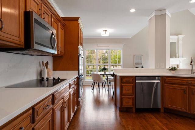 2003 Woodcliff Dr, Smyrna, TN 37167