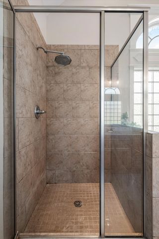 2003 Woodcliff Dr, Smyrna, TN 37167