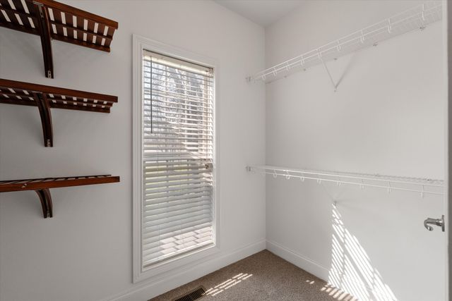 2003 Woodcliff Dr, Smyrna, TN 37167