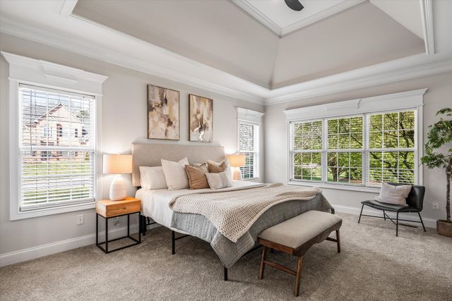 2003 Woodcliff Dr, Smyrna, TN 37167