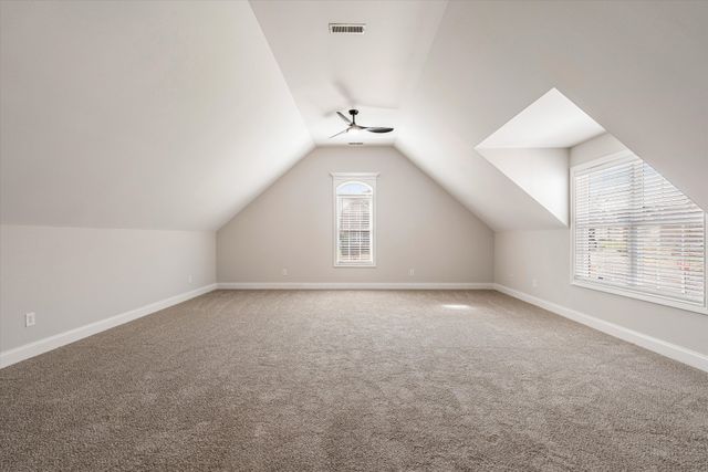 2003 Woodcliff Dr, Smyrna, TN 37167