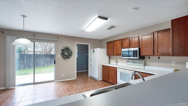 3967 Cherokee Blvd, New Braunfels, TX 78132