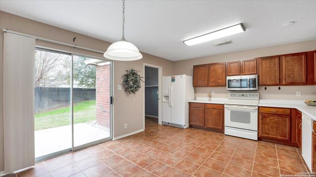 3967 Cherokee Blvd, New Braunfels, TX 78132