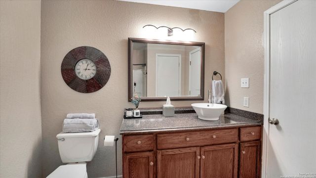 3967 Cherokee Blvd, New Braunfels, TX 78132