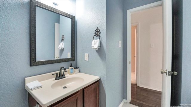 3967 Cherokee Blvd, New Braunfels, TX 78132