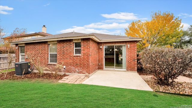 3967 Cherokee Blvd, New Braunfels, TX 78132