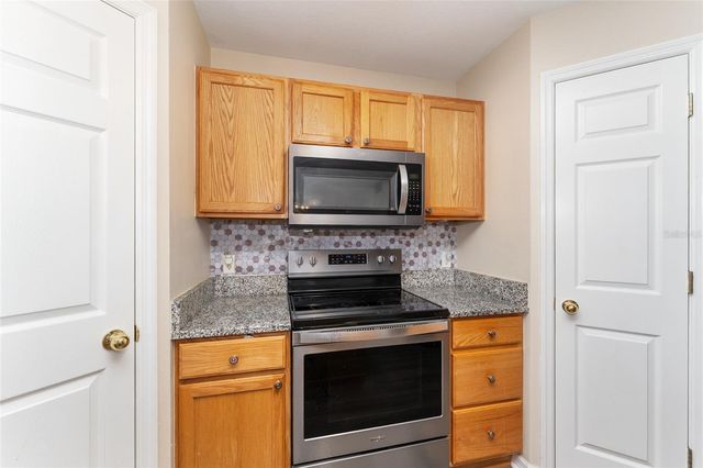 2661 NE 42ND ROAD, Ocala, FL 34470