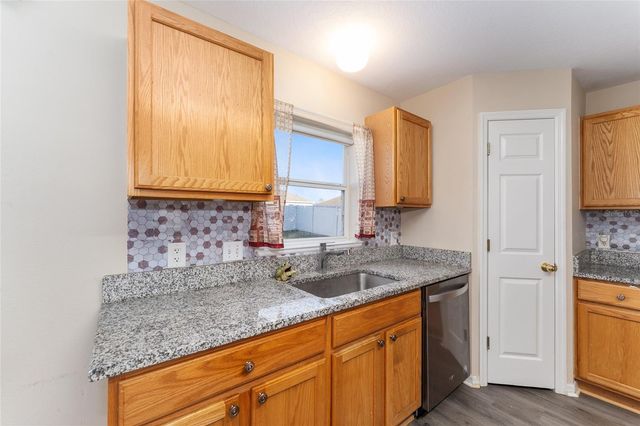 2661 NE 42ND ROAD, Ocala, FL 34470