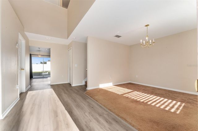 2661 NE 42ND ROAD, Ocala, FL 34470