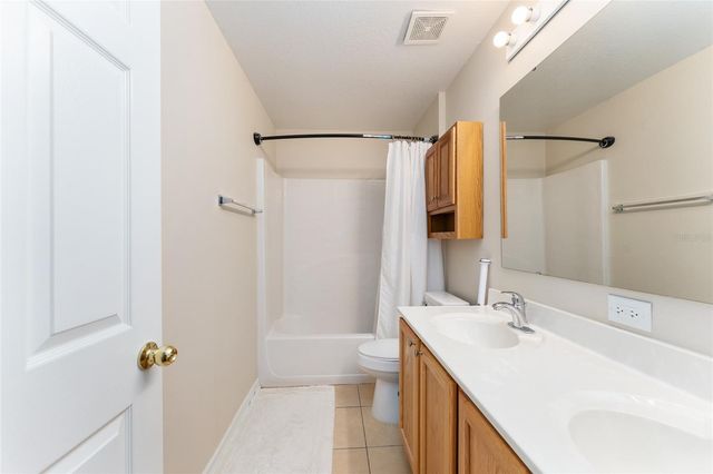 2661 NE 42ND ROAD, Ocala, FL 34470