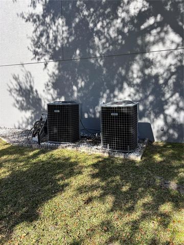 2661 NE 42ND ROAD, Ocala, FL 34470