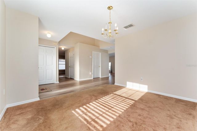 2661 NE 42ND ROAD, Ocala, FL 34470