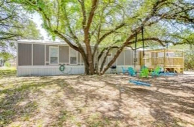 2605 Houston Court, Granbury, TX 76048