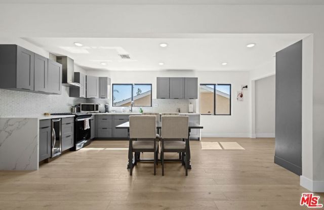 2617 S Beverly Drive, Los Angeles, CA 90034