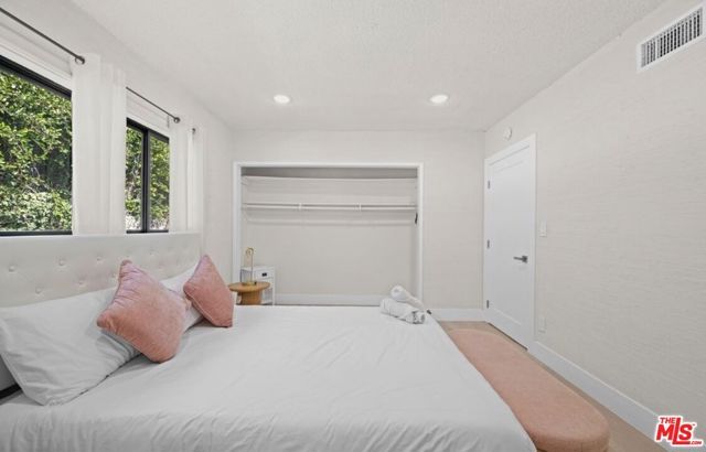 2617 S Beverly Drive, Los Angeles, CA 90034